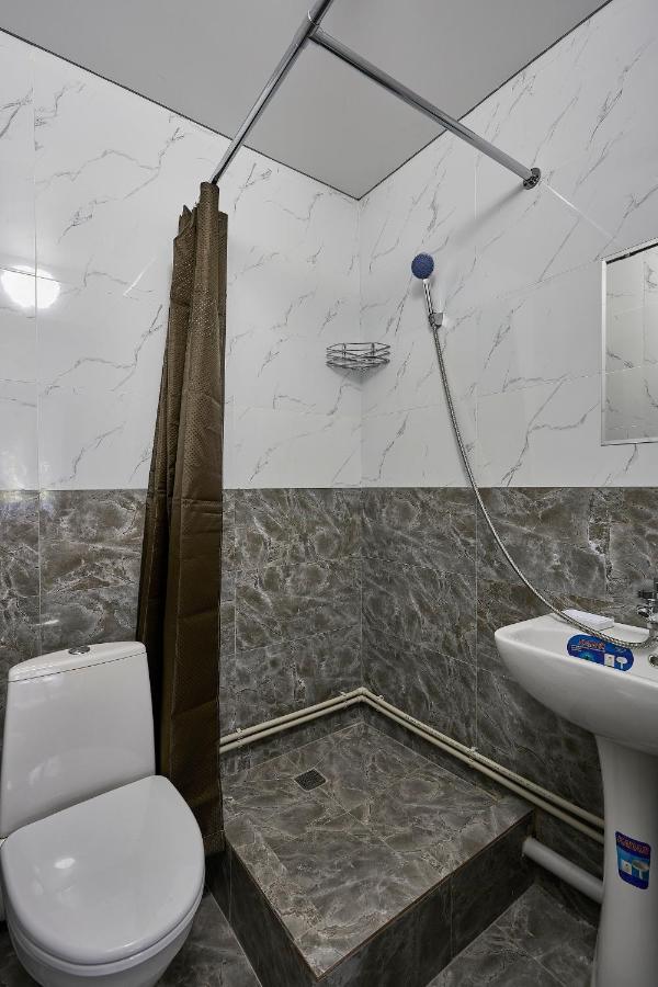 Aparthotel Апарт 33 Almaty Exterior foto