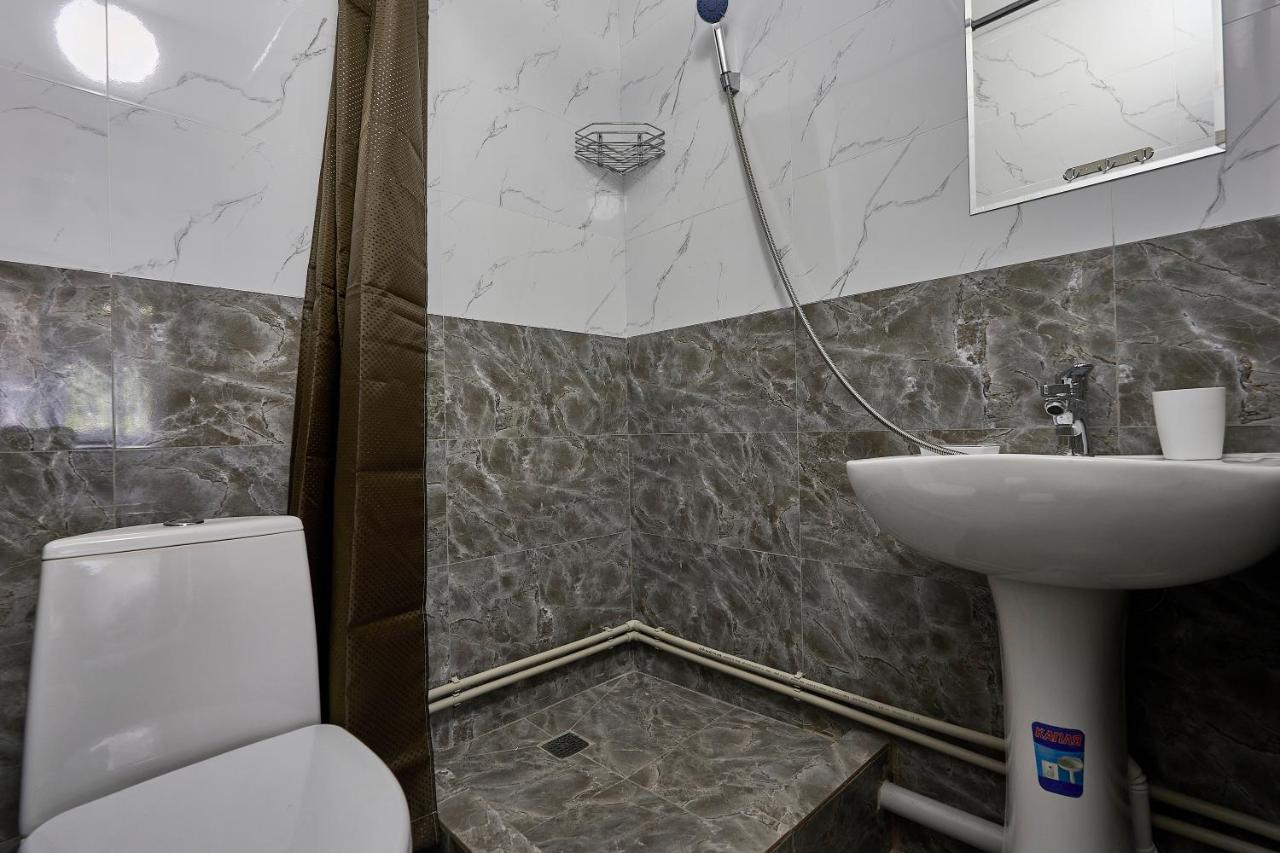 Aparthotel Апарт 33 Almaty Exterior foto