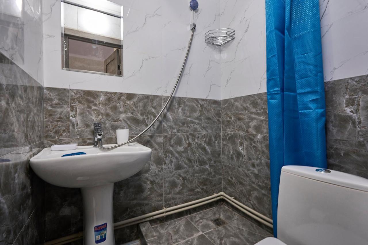 Aparthotel Апарт 33 Almaty Exterior foto